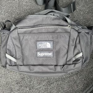The north face Supreme belt bag